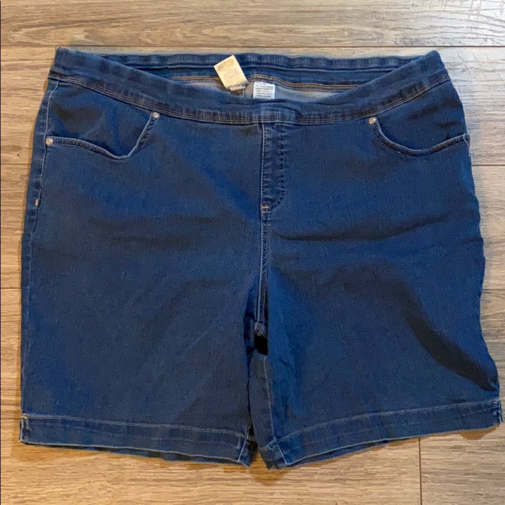 Terra & Sky Jegging Shorts